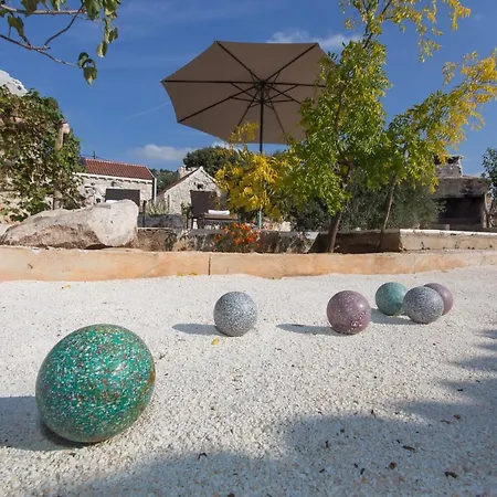 Stonehouse Marina Casa vacanze