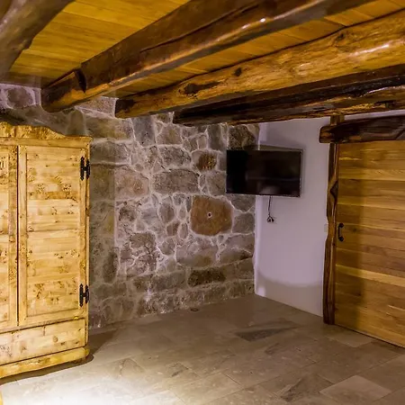 Vikendica Stonehouse Marina *