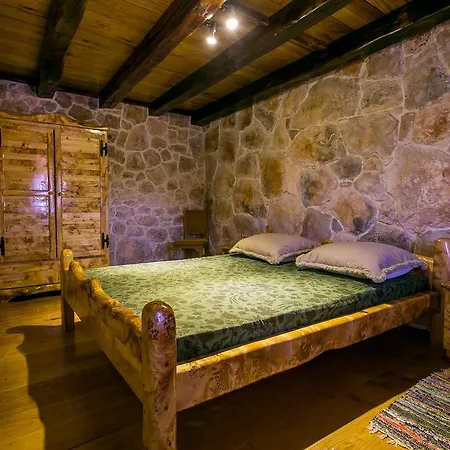 Stonehouse Marina Vikendica Vrsine