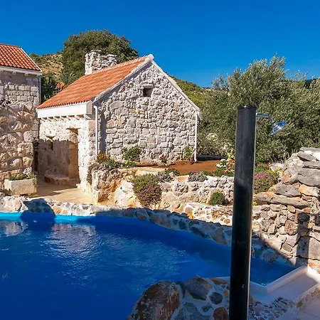 Vikendica Stonehouse Marina Vrsine